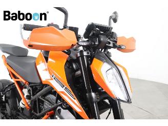 KTM 125 Duke  picture 6