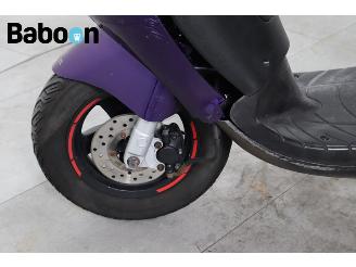 Piaggio  Zip 45KM picture 19