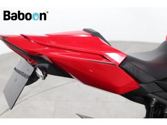 Honda  CBR 650 R picture 16