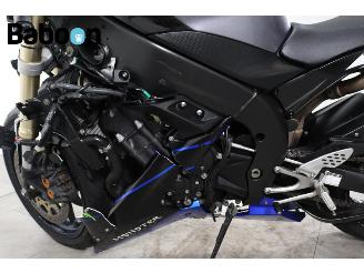 Yamaha  YZF-R1 picture 18