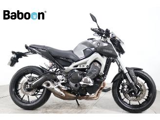 krockskadad bil motor Yamaha MT-09  2014/3