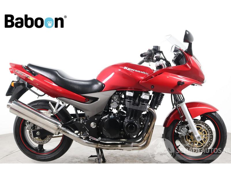 Kawasaki  ZR-7S
