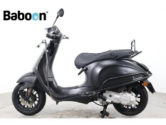 Vespa  Sprint 45KM picture 5