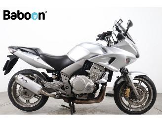 krockskadad bil motor Honda CBF 1000 ABS 2006/3
