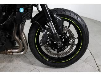 Kawasaki Z 900  picture 11