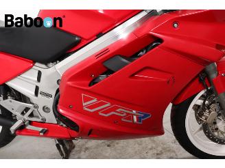 Honda VFR 750 F picture 17