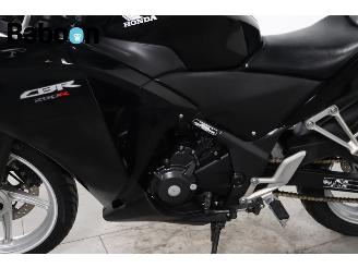 Honda CBR 250 R picture 11