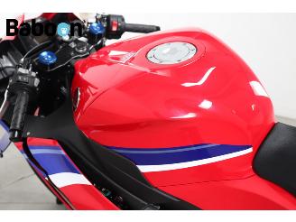 Honda CBR 600 RR ABS picture 16