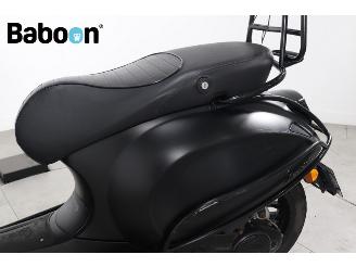 Vespa  Sprint 25KM picture 17