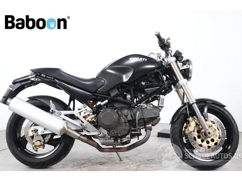 Ducati Monster 900 