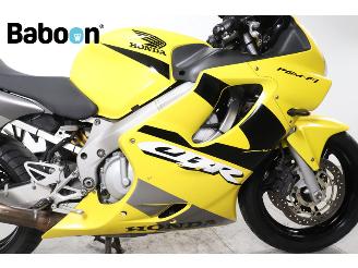 Honda CBR 600 F picture 13