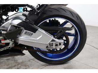 BMW  HP 4 picture 23
