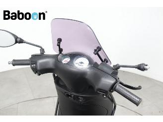 Piaggio  Zip 45KM picture 13