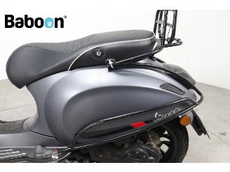 Vespa  Sprint 25KM picture 8