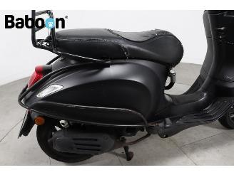 Vespa  Sprint 4T Notte 45KM picture 14