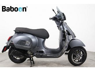 damaged motor cycles Vespa  GTS 300 Super Sport HPE 2024/4