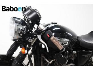 Triumph  Truxton 900 picture 21