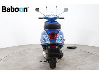 Vespa  Primavera 25KM picture 3
