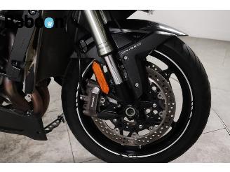 Kawasaki  Ninja H2 SX picture 17