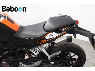 KTM 125 Duke ABS picture 13