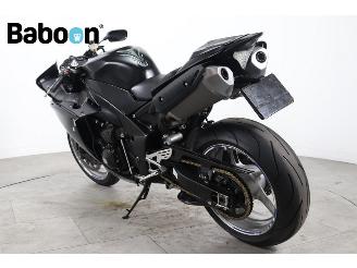 Yamaha  YZF-R1 picture 6