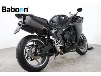 Yamaha  YZF-R1 picture 8