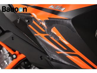 KTM  1290 Super Duke GT ABS picture 10
