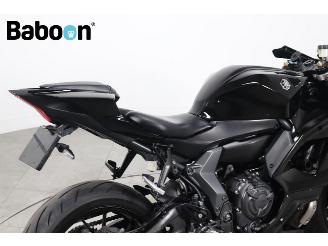 Yamaha  YZF- R7 picture 11