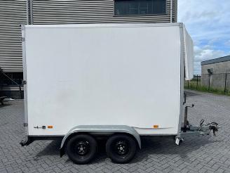 Hapert  gesloten aanhangwagen 300x150x210cm picture 2