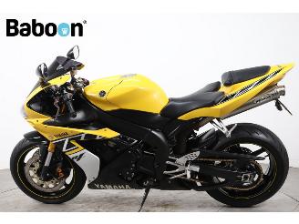 Yamaha  YZF-R1 picture 8