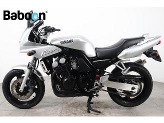 Yamaha FZS 600 Fazer picture 5