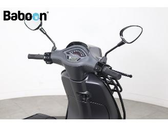Vespa  Sprint 25KM picture 13
