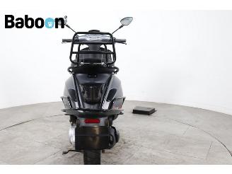 Vespa  Sprint 25KM picture 3