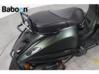 Vespa  Sprint 25KM picture 13