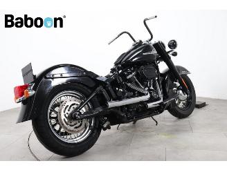 Harley-Davidson  FLHCS Softail Heritage Classic picture 4