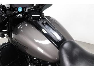 Harley-Davidson  FLHTK Ultra Limited 114 picture 19