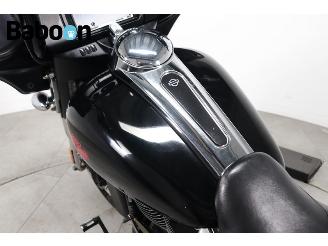 Harley-Davidson  FLHX Street Glide picture 10