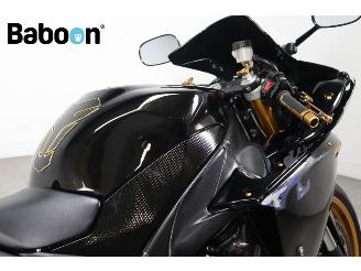 Yamaha  YZF-R1 picture 24