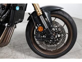 Honda CB 650 R picture 11