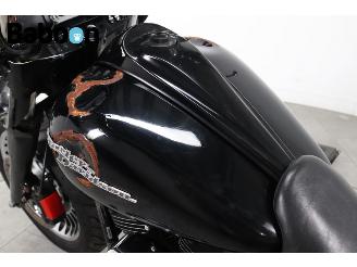 Harley-Davidson  FLHX Street Glide picture 10