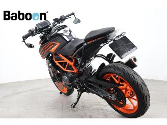 KTM 125 Duke ABS picture 6