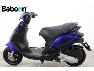 Piaggio  Zip 45KM picture 5