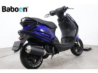Piaggio  Zip 45KM picture 8