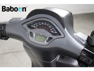 Vespa  Sprint 25KM picture 17