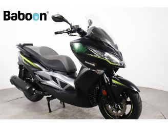 Kawasaki  J 300 ABS picture 5