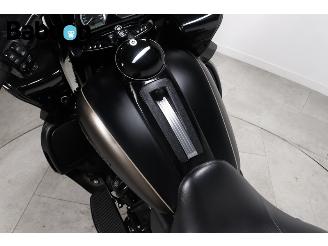 Harley-Davidson  FLTRK Road Glide Limited 114 picture 27