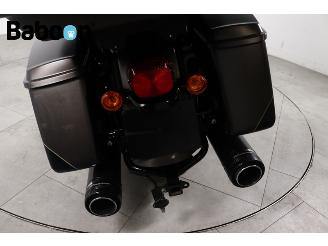 Harley-Davidson  FLTRK Road Glide Limited 114 picture 16