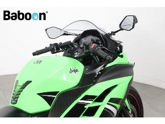Kawasaki  Ninja 300 picture 14