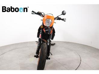 KTM 690 SMC  picture 8