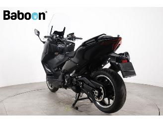 Yamaha  XP 650 T-MAX 560 TechMAX ABS picture 6